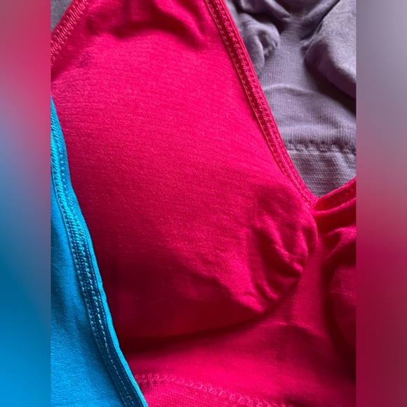 GENIE BRAS.NWOTags! Set of 3! Says XXXL but I believe these are a size 36! - Picture 5 of 10